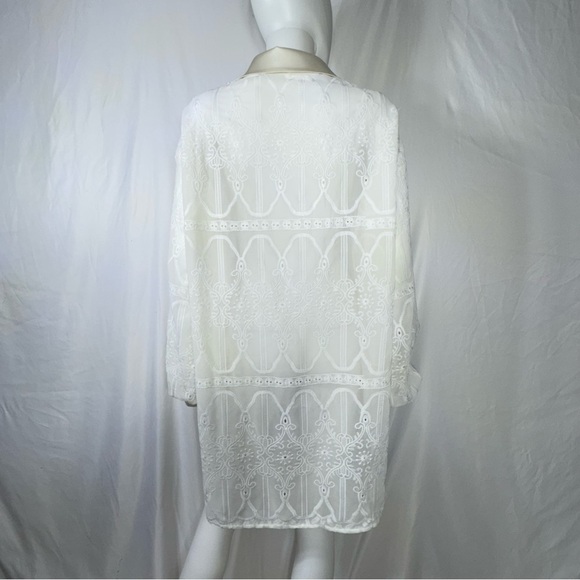 Impressions Women’s Off-White Placket Lace Button Down Shirt / Mini Dress - Picture 3 of 7